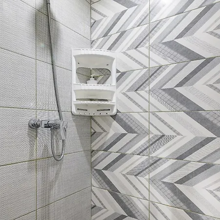 кайзер економ Szálloda 2*