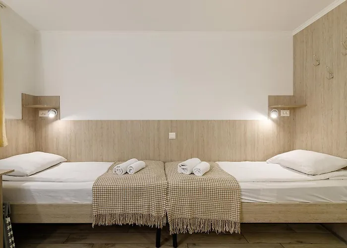 кайзер економ Hotel