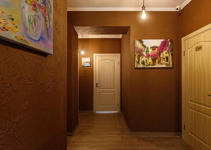 кайзер економ 2* Λβιβ